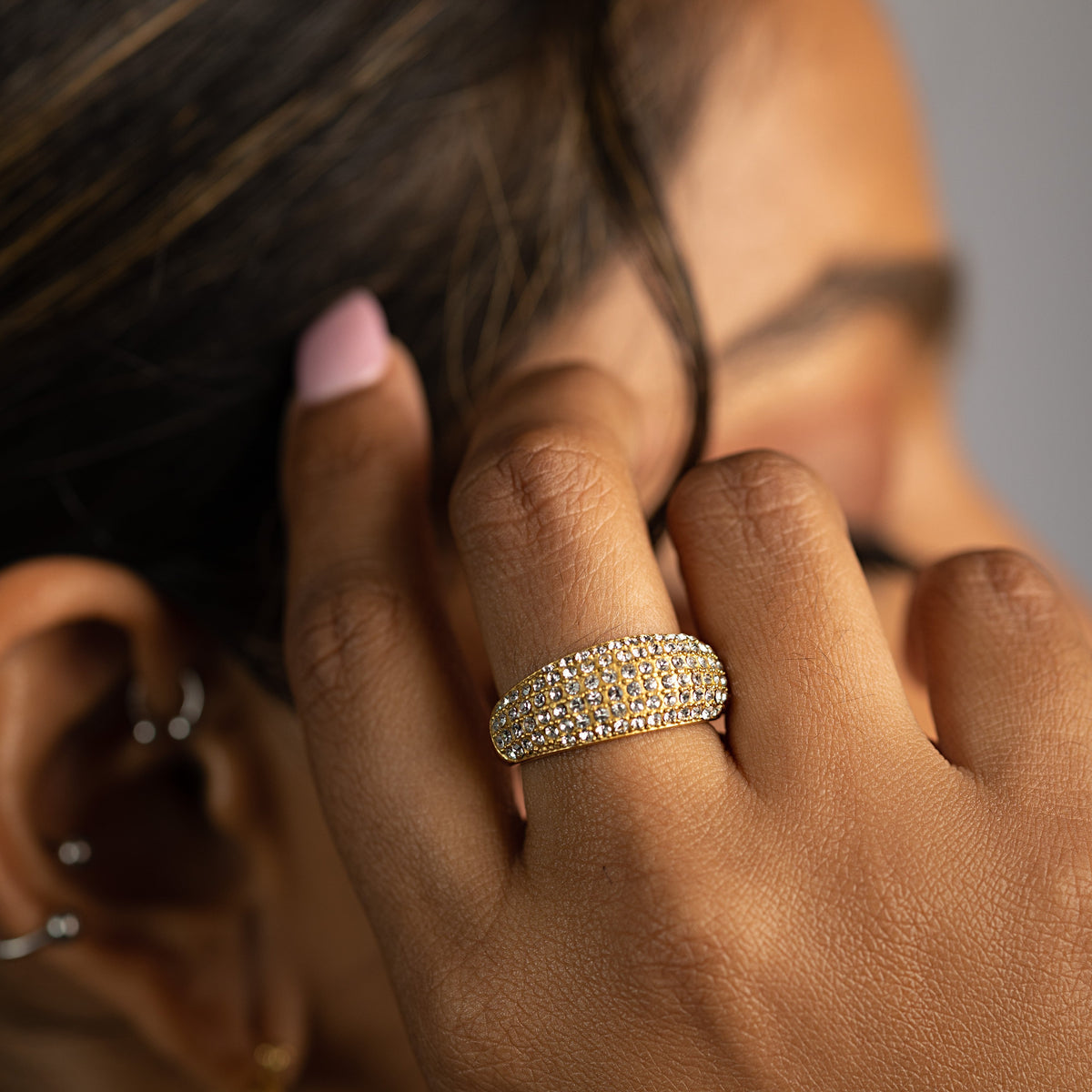 Evara Ring