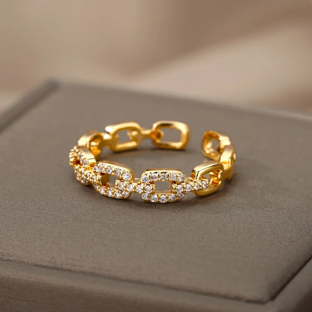 Cyra Ring