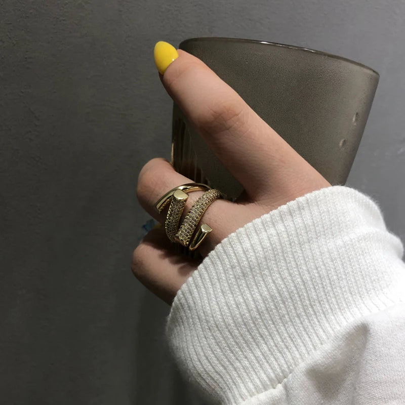 Valin Ring